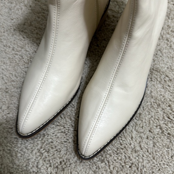 Boots - Picture 2 of 3